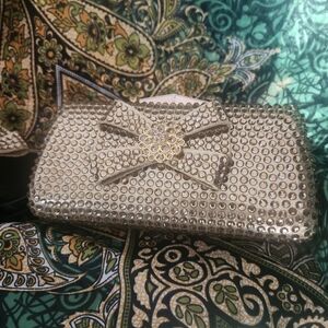 Gold handpurse and matching Gold shoes